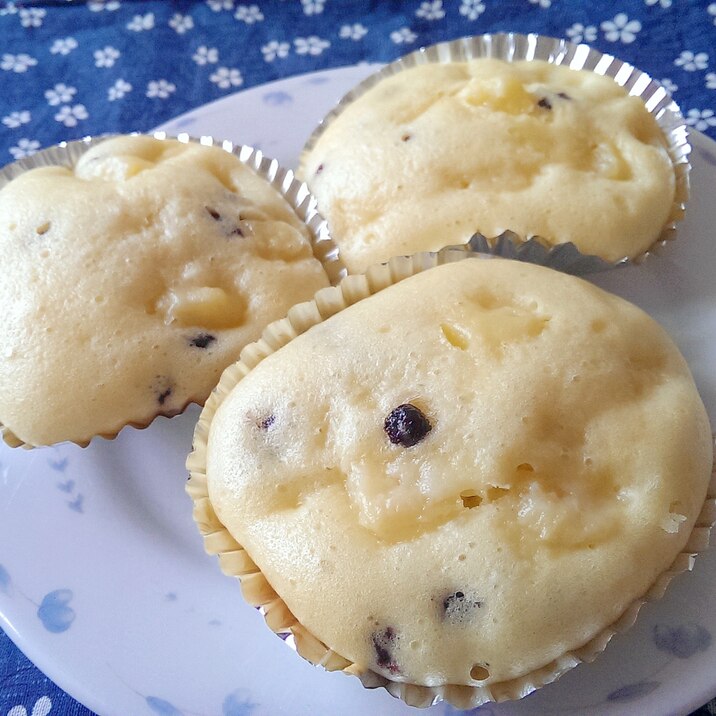 ブルーベリーとりんごの蒸しパン